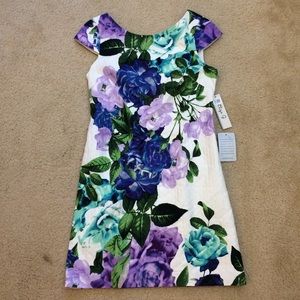 {Eliza J} Stunning Floral Shift Dress